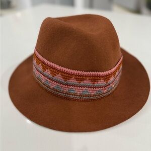 The Hats Company: Fillipo Catarzi Brown Fedora Hat with Pink and Orange Accents